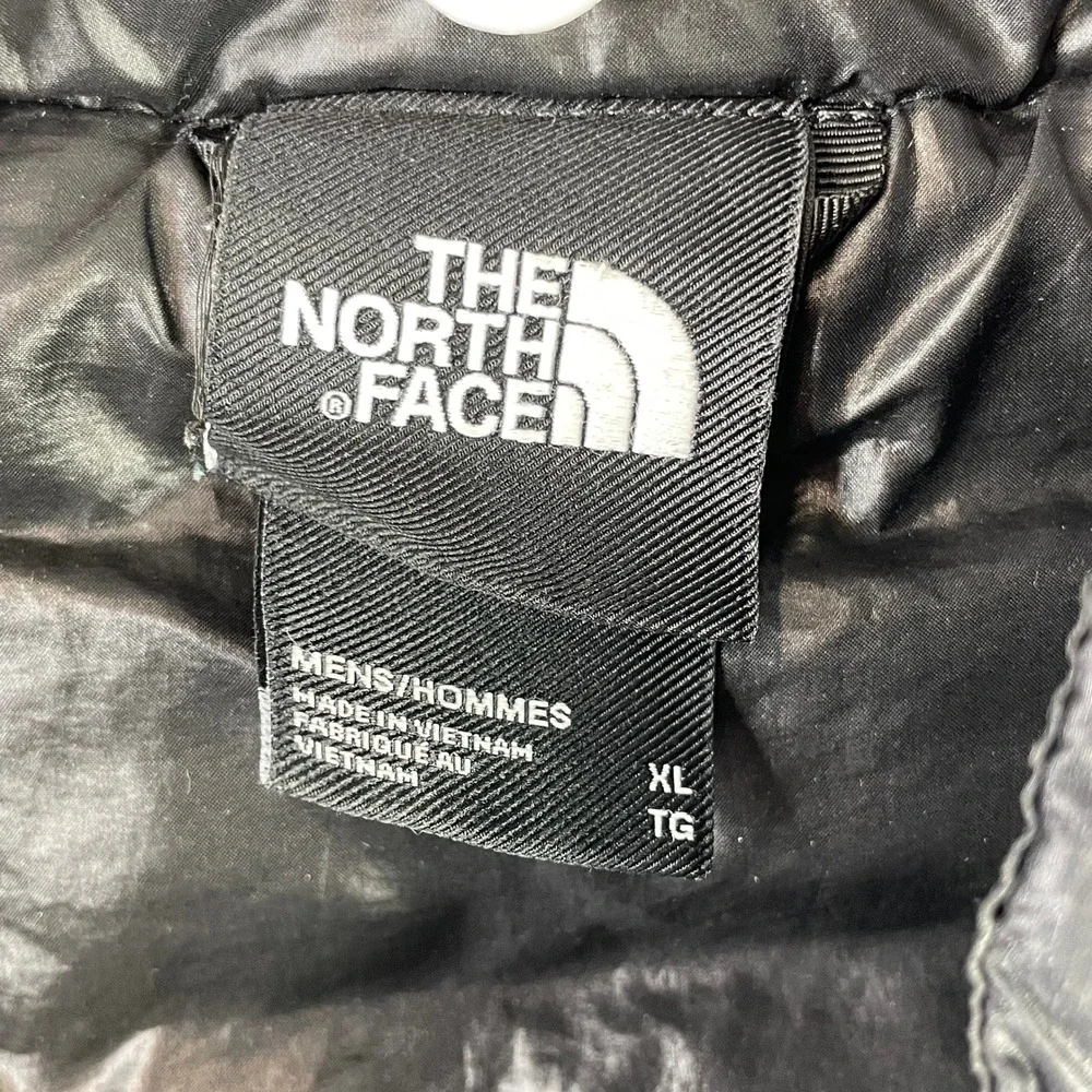 The North Face Thermoball Jacket Mens XL Blue Black Puffer Quilted Broken Zipper